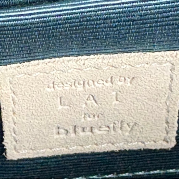 LAT for Bluefly Cerulean Croc Embossed Genuine Leather Convertible Clutch Purse - Picture 8 of 13